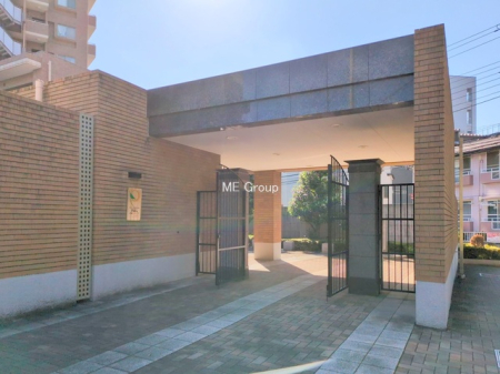 �G���g�����X -