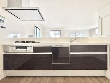 �L�b�`�� �������������I�ɁA�y�����I�V�X�e���L�b�`��  