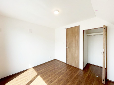 ���̑����� ���[���[�����Ă���̂ŁA���Z�X�y�[�X���L���g���܂��B 