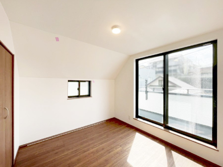 �Q�� ���邢�o���R�j�[�T�C�h�ɗm����ݒu�B�ڊo�߂̗ǂ��Q���ɁB 