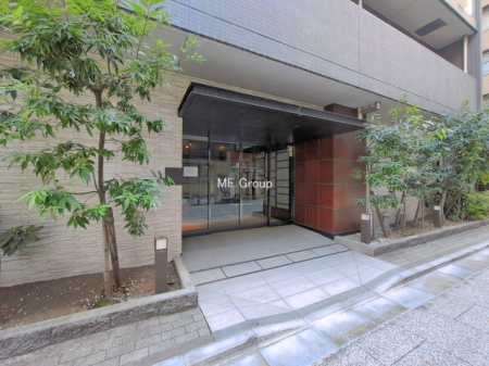 �G���g�����X -