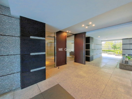 �G���g�����X -