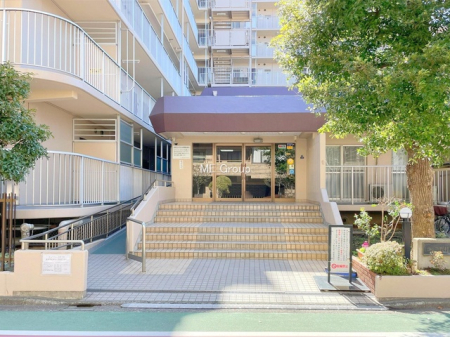 �G���g�����X -