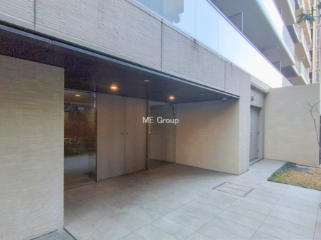 �G���g�����X -