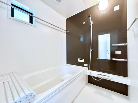 ���� ����̔�����₷��؂ȃo�X�^�C���B�������Ƃ����C���y����Ŕ����Ƃ肽���ł��ˁI  