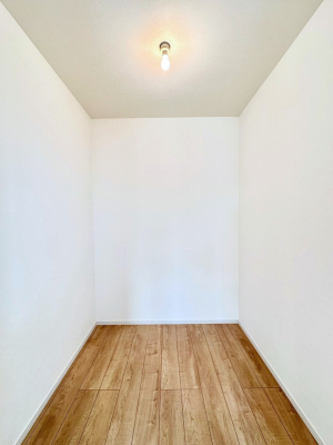 ���̑� �E�H�[�N�C���N���[�[�b�g�t���Ő�����Ԃ��L�����p�ł��܂��B