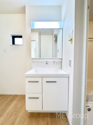 ���ʑ�E���ʏ� �傫�����₷���O�ʋ��Ő�����������ʑ�́A�g�����Ȃ݃`�F�b�N�┧�̂������ɂ������߂ł��B 