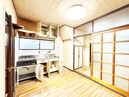 ���̑����� �אڂ̘a�����J������΂���ɍL�X��Ԃ�