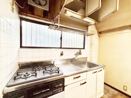 �L�b�`�� ��Ƃ肠��L�b�`���ł͂��Ƒ��Ɗy�������������ł��܂�