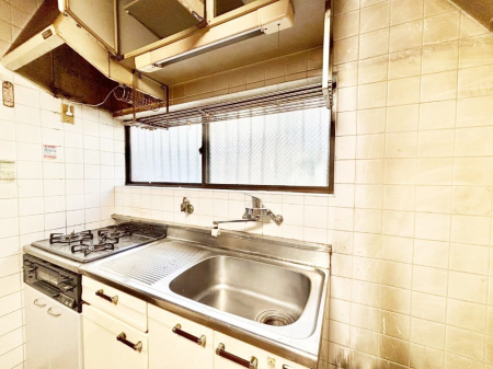 �L�b�`�� ���̂��閾�邢�L�b�`��