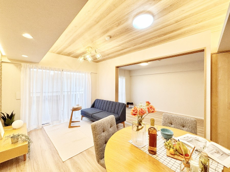 ���r���O �אڂ̗m�����J������Ƃ���ɍL�X