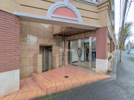 �G���g�����X -