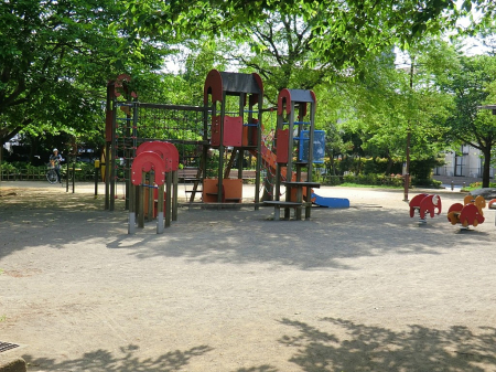 ���ӊ� ���� 300m ��������