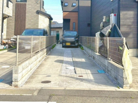  �����Ɍ������Ȃ����ԃX�y�[�X�B