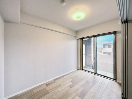 ���̑����� �o���R�j�[���J�������v���X���Ă����m��