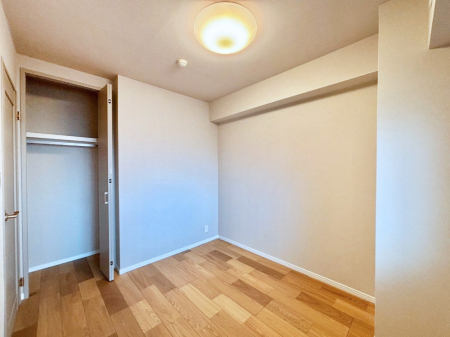 �q������ ���q���܂̂������Ƃ��Ă��I�ߗނ̐������ڂɕ֗��ȃN���[�[�b�g�t���̗m���B