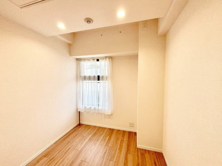 ���̑����� �u�₩�ȓ��������������S�̂�D������ݍ���ł���܂�