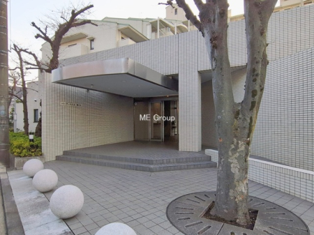 �G���g�����X -