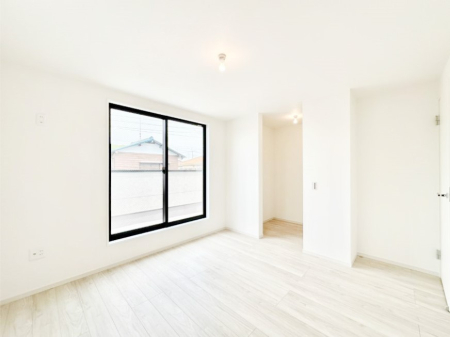 �Q�� �v���C�x�[�g���ԏ[���I��e�ʂ̎��[�͂�������WIC�t���̂������ł��B