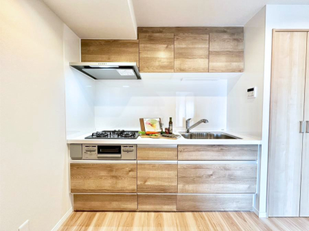 �L�b�`�� �������������I�ɁA�y�����I�V�X�e���L�b�`��