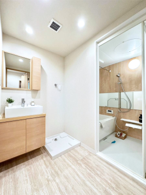 ���ʑ�E���ʏ� ������������ʉ��ώ��Œ��̐g�x�x�����K  