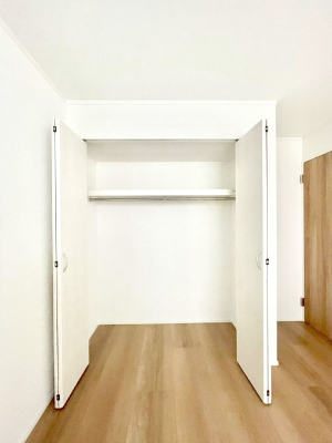 ���[ �����Ղ�̎��[�X�y�[�X�ŉ��K�ɕ�点���� 