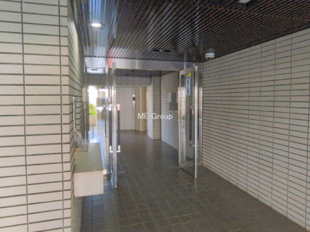 �G���g�����X -