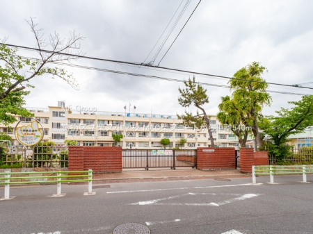 ���ӊ� ���w�Z 540m �����旧�Ė����w�Z