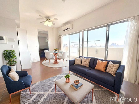 ���r���O �������������͋C�̂k�c�j�͉Ƒ��݂�Ȃ̉��K��ԁ@���Ƌ��CG�ł�