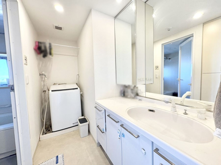 ���ʑ�E���ʏ� ������������ʉ��ώ��Œ��̐g�x�x�����K  