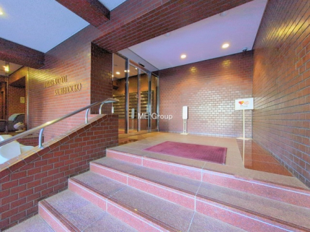 �G���g�����X -