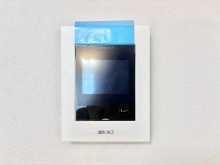 ���̑����� TV���j�^�[�t�C���^�[�t�H�����t���Ă��ăZ�L�����e�B�[��  