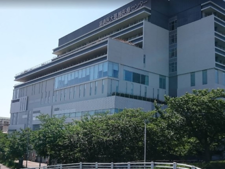 ���ӊ� �a�@ 1300m �������b���ȑ�w������ÃZ���^�[