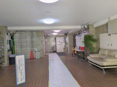 �G���g�����X -