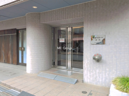 �G���g�����X -