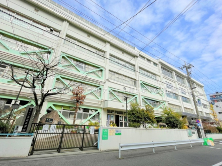 ���ӊ� ���w�Z 1630m �n�c�旧�{�����w�Z