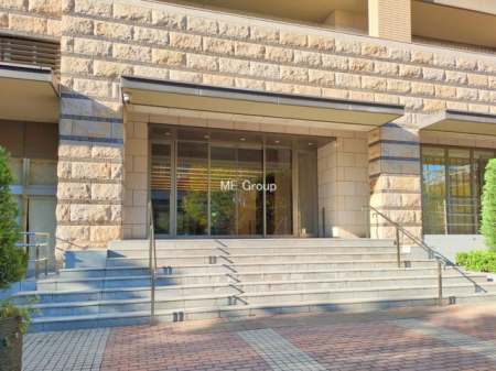 �G���g�����X -