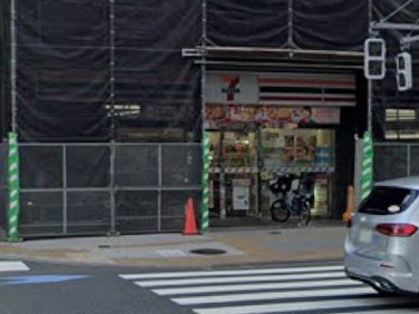 ���ӊ� �R���r�j 60m �Z�u���C���u�� ���r�܂R���ړX