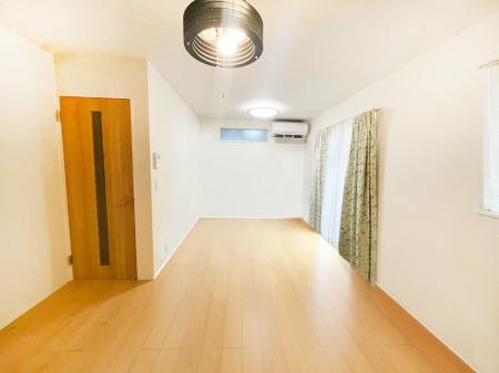 ���r���O �������������͋C�̂k�c�j�͉Ƒ��݂�Ȃ̉��K��ԁI