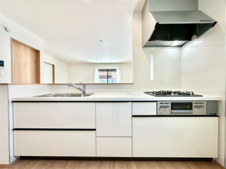 �L�b�`�� �������������I�ɁA�y�����I�V�X�e���L�b�`��  �@