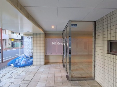 �G���g�����X -