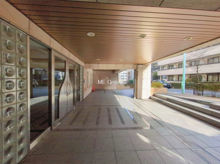 �G���g�����X -