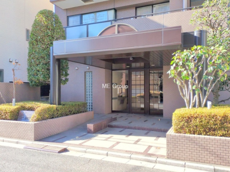 �G���g�����X -