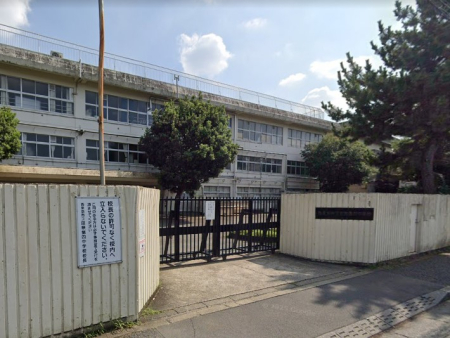 ���ӊ� ���w�Z 750m �������s���c����l���w�Z