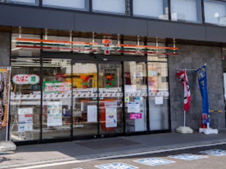 ���ӊ� �R���r�j 180m �Z�u��-�C���u��-�c���w����X