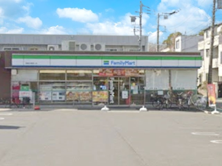 ���ӊ� �R���r�j 170m �t�@�~���[�}�[�g���䋴�ʂ�X