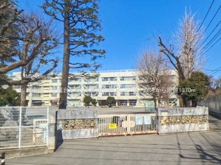 ���ӊ� ���w�Z 1370m �{���s�������䏬�w�Z