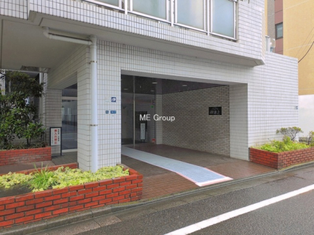 �G���g�����X -