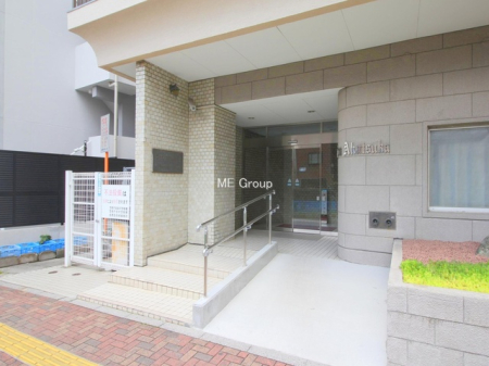 �G���g�����X -