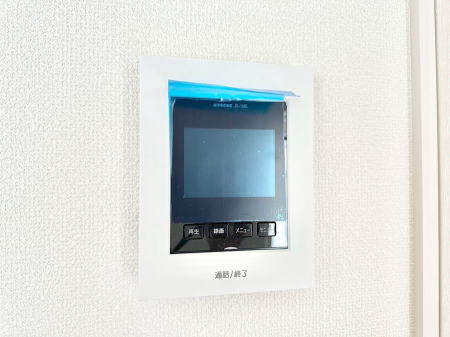 ���̑����� TV���j�^�[�t���C���^�[�t�H���Ŗh�Ɩʂ����S�ł��B